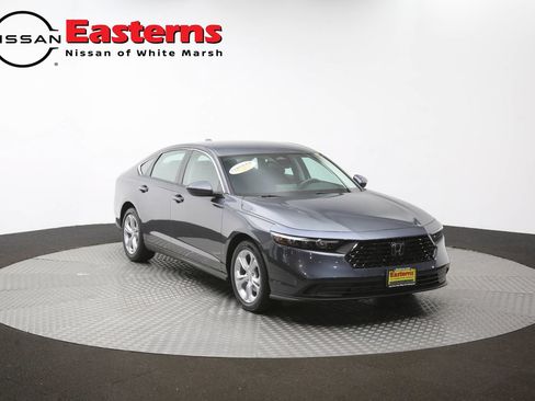 Used 2025 Honda Accord LX image 47
