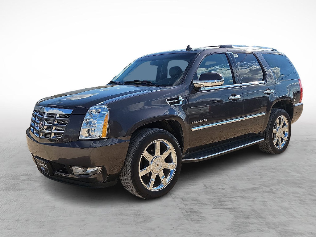 Used 2011 Cadillac Escalade Luxury RWD image 5