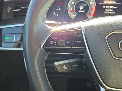 Used 2022 Audi A6 Premium Plus image 21