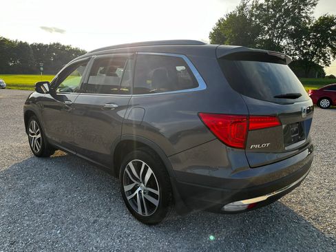 Used 2017 Honda Pilot Touring image 5