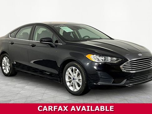Used 2020 Ford Fusion SE FWD image 3