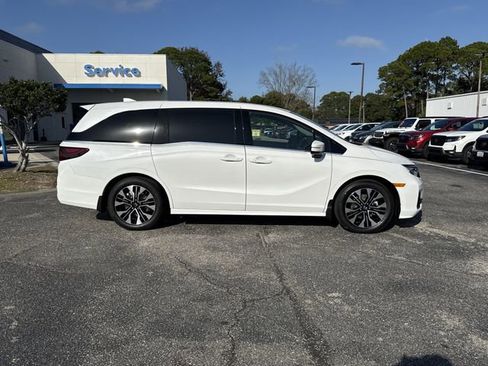 New 2026 Honda Odyssey Elite image 4