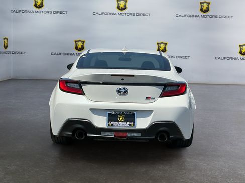 Used 2022 Toyota GR86 w/ ALL Weather Mat Package (TMS) RWD image 6