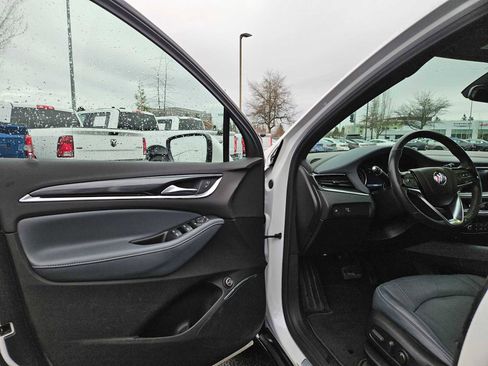 Used 2023 Buick Enclave Essence w/ Experience Buick Package image 23