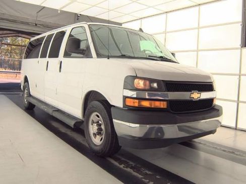 Used 2020 Chevrolet Express 3500 LT w/ LT Preferred Equipment Group RWD image 1