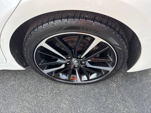 Used 2020 Toyota Camry XSE w/ Driver Assist Package FWD image 18