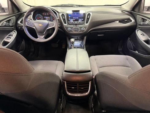 Used 2021 Chevrolet Malibu LT FWD image 28