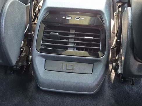 Used 2022 Volkswagen ID.4 Pro S AWD/4WD image 24