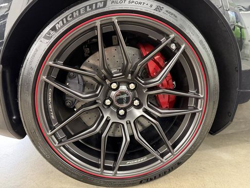 Used 2023 Chevrolet Corvette Z06 RWD image 9