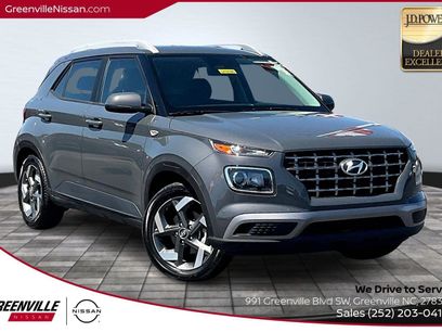 Used 2024 Hyundai Venue SEL