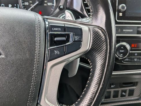 Used 2019 Mitsubishi Outlander SEL image 20