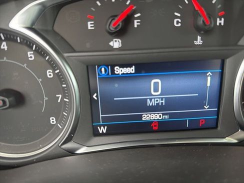 Used 2024 GMC Terrain SLE w/ Driver Convenience Package AWD/4WD image 4