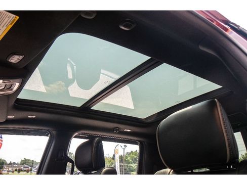 Used 2021 RAM 1500 Limited AWD/4WD image 12