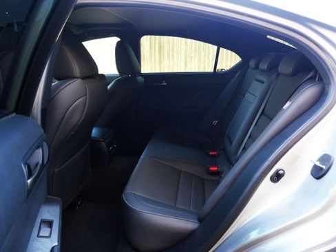 Certified 2022 Lexus IS 350 F Sport w/ Dynamic Handling Package image 9