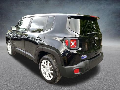 Used 2023 Jeep Renegade Latitude AWD/4WD image 24