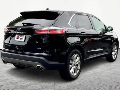 Used 2024 Ford Edge Titanium image 5