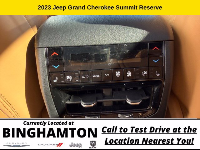 Used 2023 Jeep Grand Cherokee Summit AWD/4WD image 29