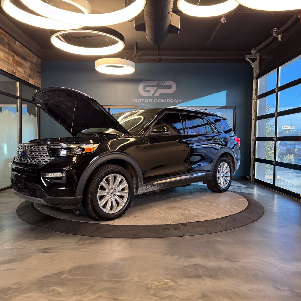 Used 2021 Ford Explorer Limited w/ Equipment Group 301A AWD/4WD image 26