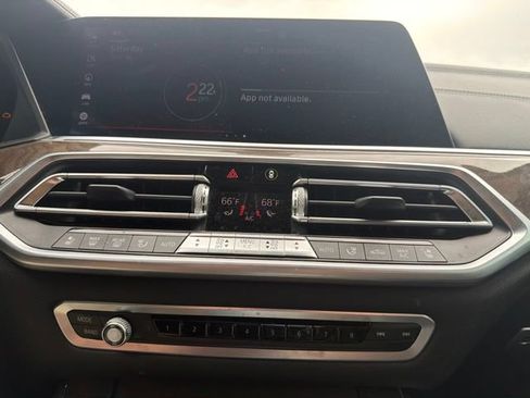 Used 2019 BMW X5 xDrive50i w/ M Sport Package AWD/4WD image 42