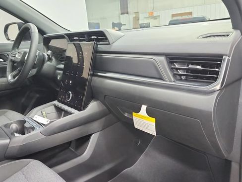 New 2026 GMC Terrain Elevation FWD image 40