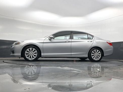 Used 2013 Honda Accord EX image 45