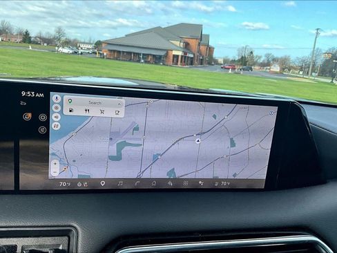 Certified 2025 Nissan Armada Platinum Reserve image 15