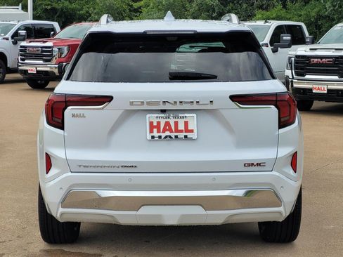New 2026 GMC Terrain Denali AWD/4WD image 4