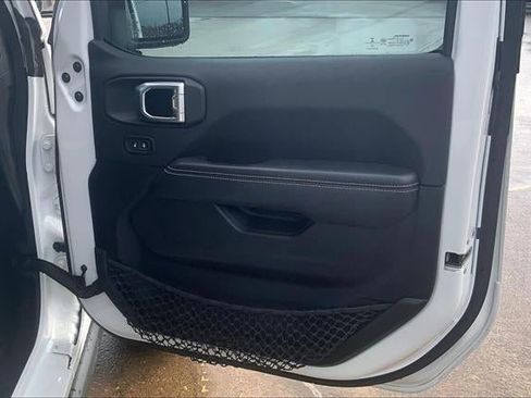 Used 2020 Jeep Wrangler Rubicon image 22