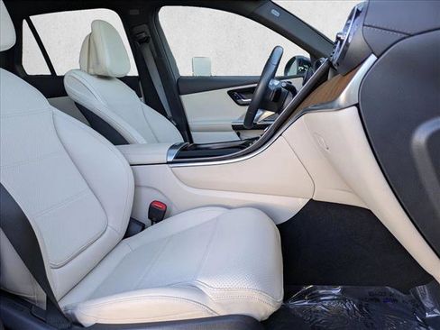 Certified 2024 Mercedes-Benz GLC 300 4MATIC image 22