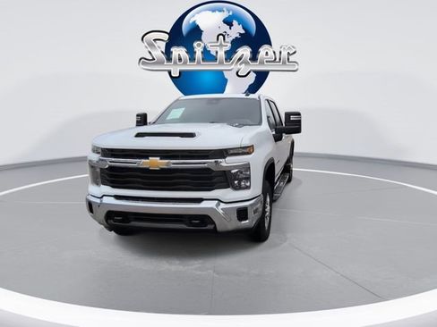 Certified 2024 Chevrolet Silverado 2500 LT image 3