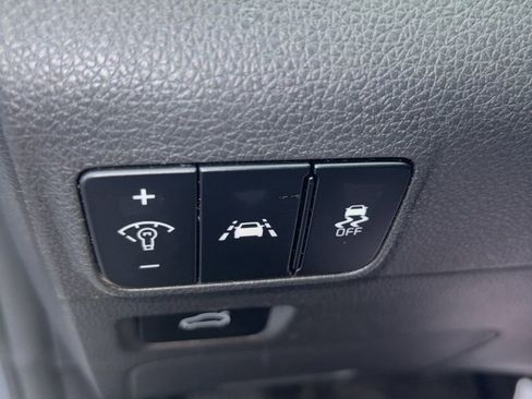 Used 2022 Kia K5 LXS image 24