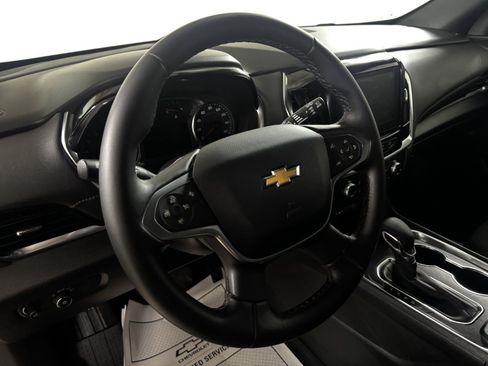 Used 2023 Chevrolet Traverse LT AWD/4WD image 24