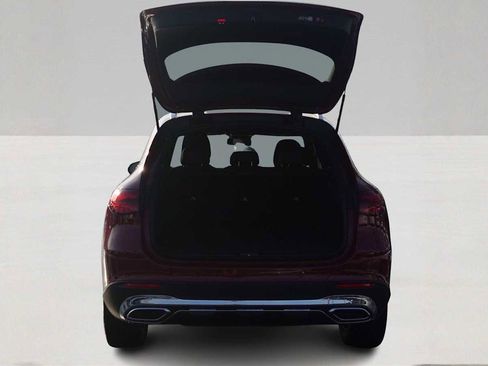 New 2026 Mercedes-Benz GLC 300 4MATIC image 9