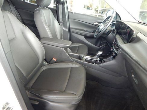 Used 2024 Buick Encore GX Sport Touring image 20