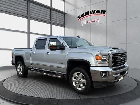 Used 2018 GMC Sierra 2500 SLT w/ Driver Alert Package image 2