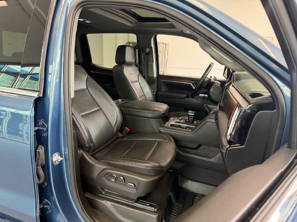 Used 2025 GMC Sierra 1500 Denali w/ Denali Reserve Package RWD image 19
