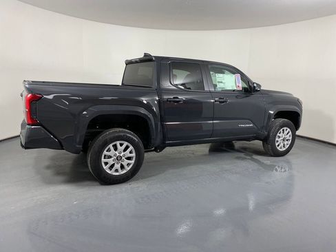New 2026 Toyota Tacoma SR5 image 4