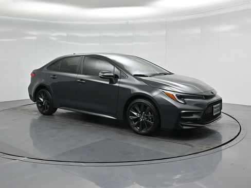 Used 2026 Toyota Corolla SE FWD image 20