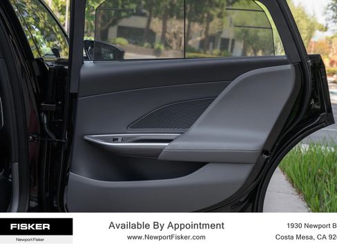 Used 2024 Lucid Air Touring AWD/4WD image 25
