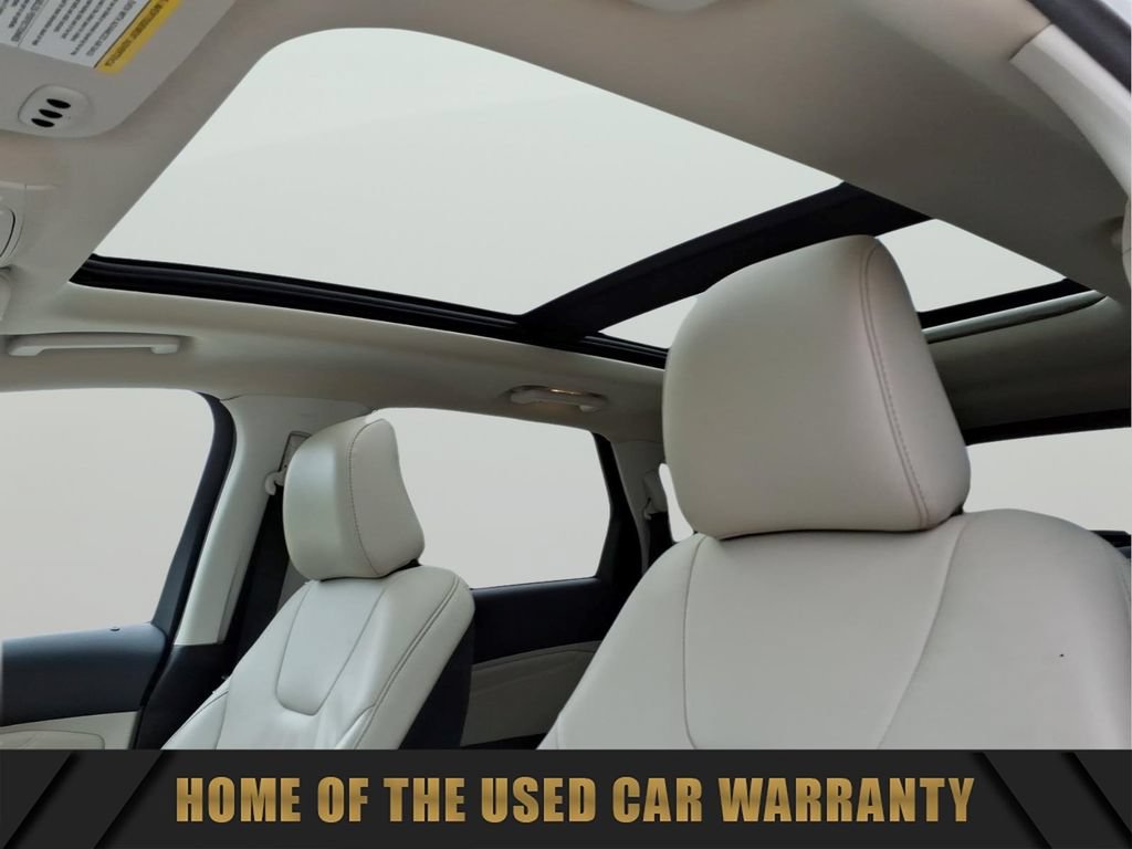 Used 2022 Ford Edge Titanium w/ Cargo Accessory Package AWD/4WD image 17