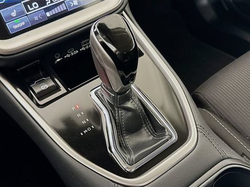 Certified 2025 Subaru Legacy Premium AWD/4WD image 19