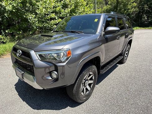 Used 2019 Toyota 4Runner TRD Off-Road AWD/4WD image 2