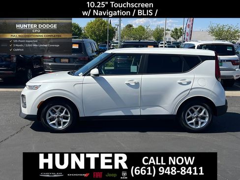 Used 2022 Kia Soul S FWD image 3