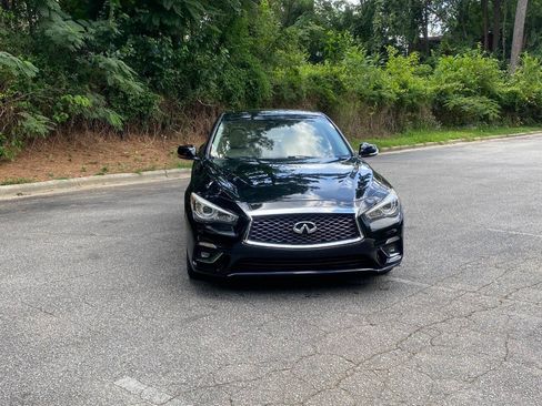 Used 2018 INFINITI Q50 Luxe w/ Essential Package (3.0T Luxe) AWD/4WD image 2
