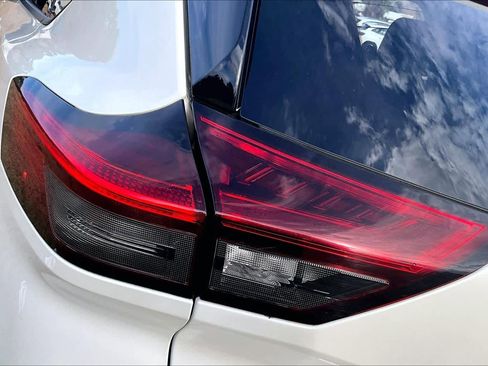 Used 2023 Nissan Rogue SL image 28