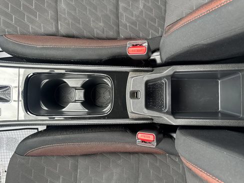 Used 2023 Nissan Kicks SR FWD image 32