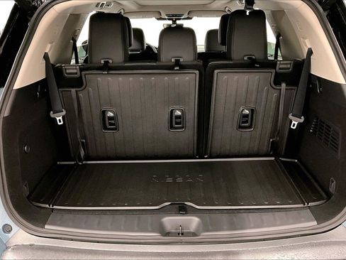 New 2026 Nissan Pathfinder Platinum AWD/4WD image 44