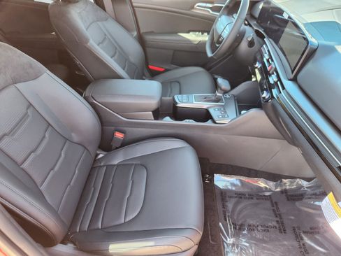 New 2026 Kia Sportage SX AWD/4WD image 14
