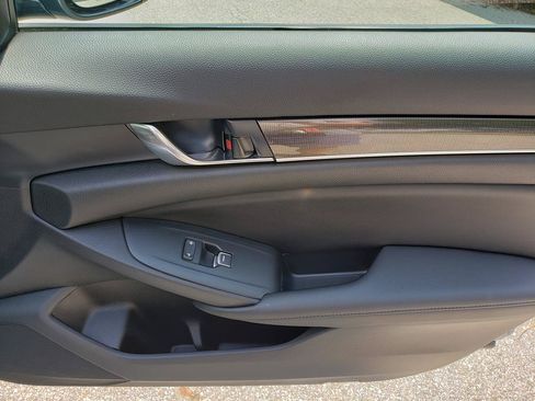 Used 2022 Honda Accord Sport Special Edition image 18