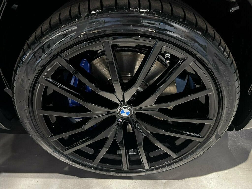 Used 2022 BMW X5 M50i w/ Executive Package AWD/4WD image 39